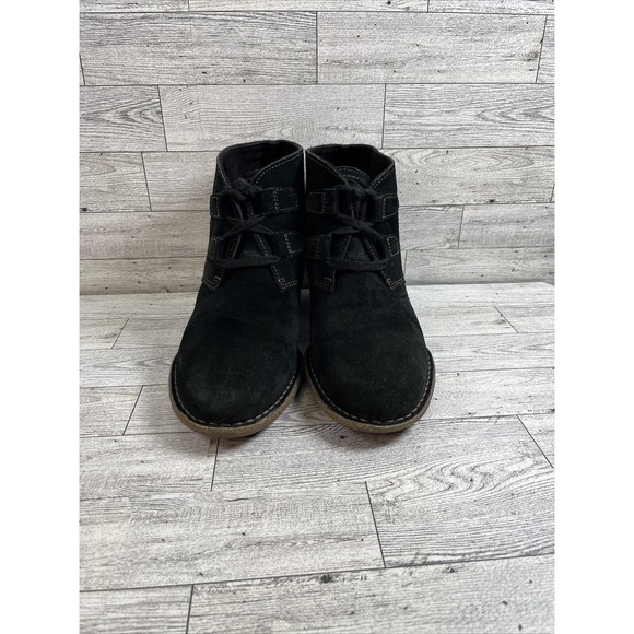 Clarks Carleta Lyon Black Suede Ankle Booties Heels Shoes Women Size 9M - Picture 2 of 10